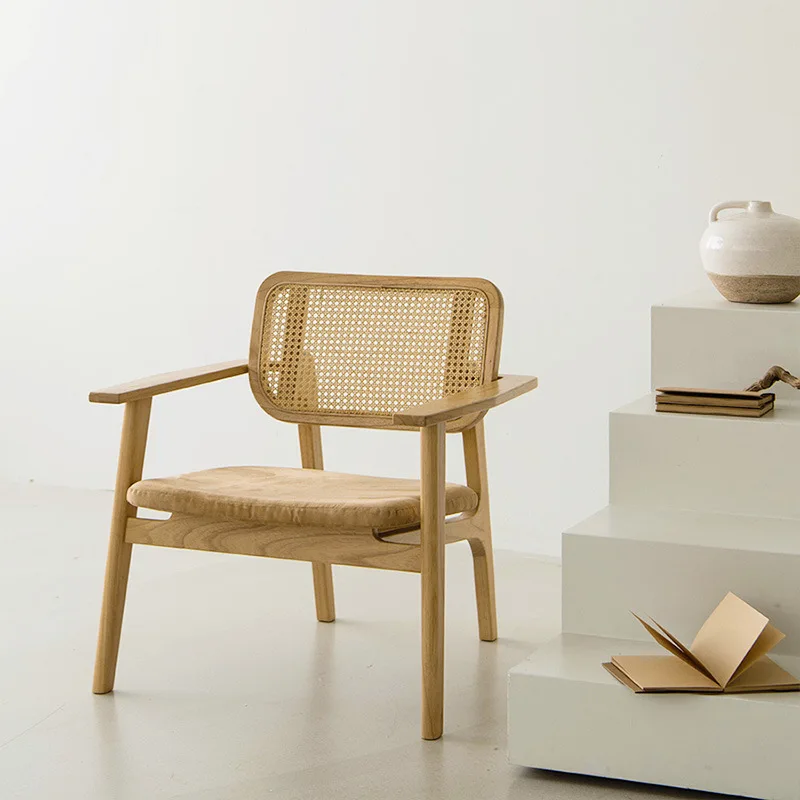 

Compact Versatile Customizable single sofa chair
