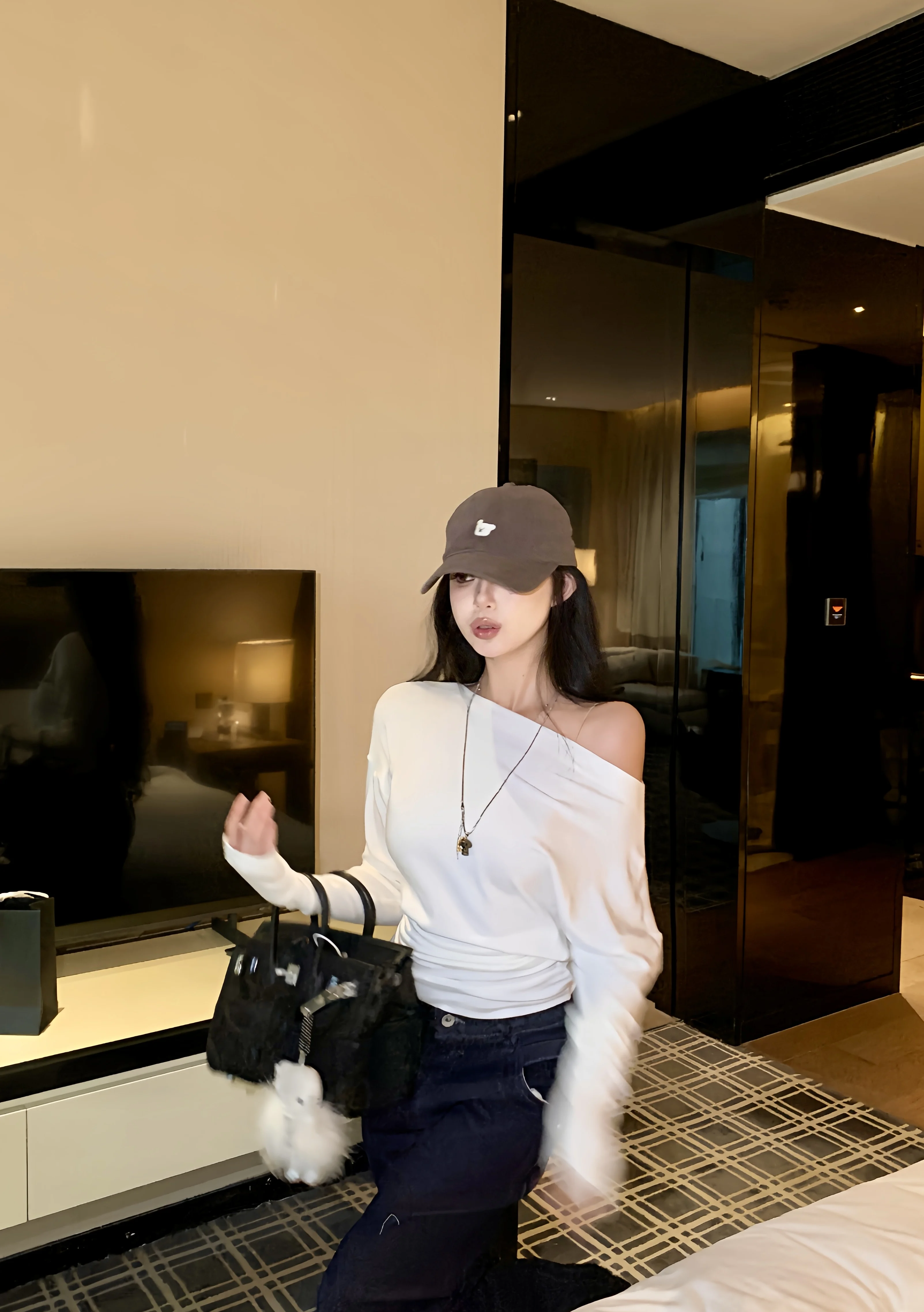 

Off Shoulder T-Shirt No Print Womens Crystal Detail Gemstone Jeweled Fashion Sparkly Party Evening Female Lady Cool Modern Girls