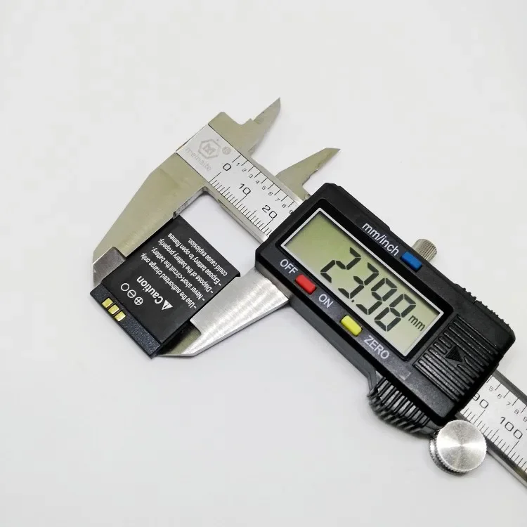 Crianças da escola primária posicionamento gps relógio de telefone inteligente 3.7v bateria de lítio LQ-S1 geral AB-S1 grande capacidade