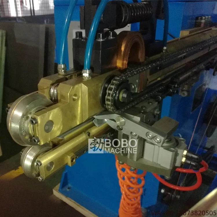 آلة لحام التماس الغرزة الطولية لمجاري الهواء الأوتوماتيكية HVAC لقناة الأنابيب المستديرة