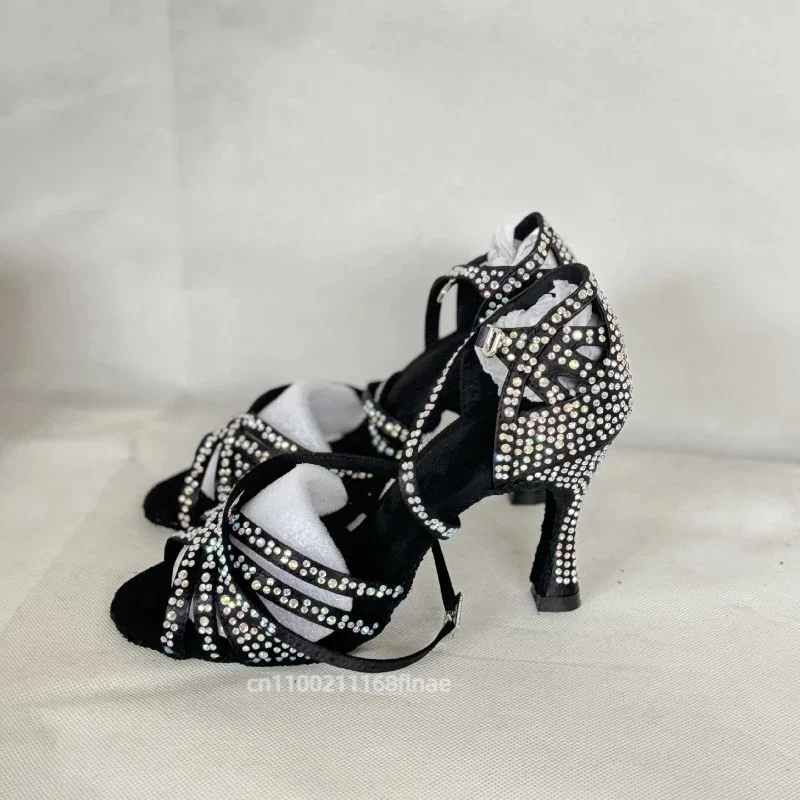 Damen Lateinamerikanische Tanzschuhe, Neue Weichsohlen-Schuhe mit Diamantbesatz für Auftritte und Übungen – Detail 2