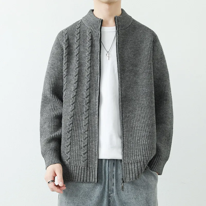 

Мужской вязаный кардиган-свитер плотной вязки: новая классическая повседневная модель на весну-осень-зиму с воротником-стойкой