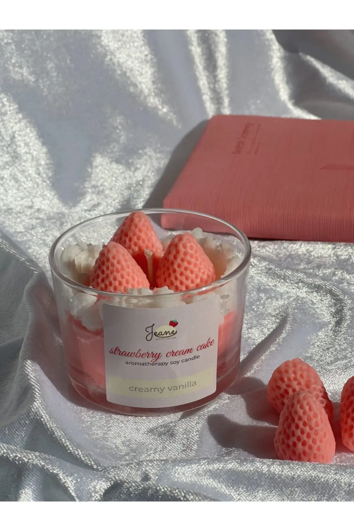 

Candles Strawberry Cupcake Strawberry Candle Aromatherapy Vanilla Scented Gift Pink Decorative Candle