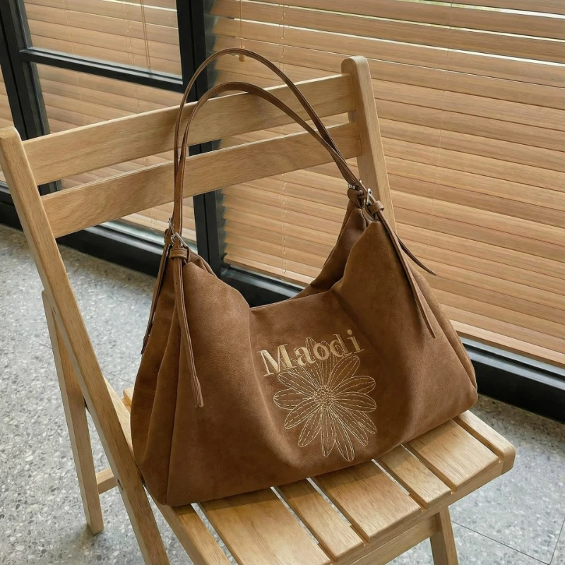 

Vintage Suede Shoulder Bag Women New Large Capacity Embroidered Crossbody Commuter Bag Textured Casual and Versatile Handle Bag