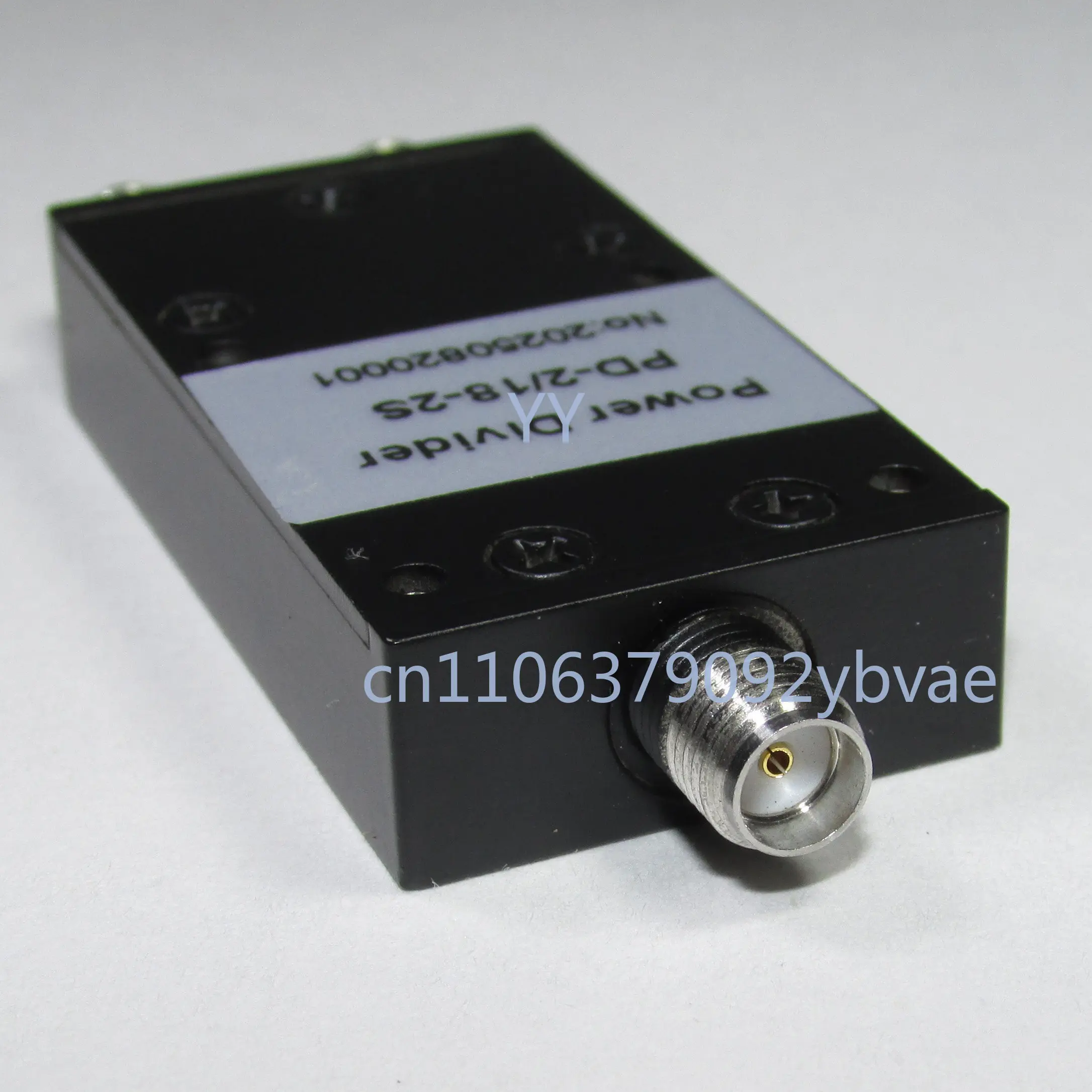 

SMA RF Coaxial Power Divider Microwave 2-18GHz Frequency Range for Electronic Components