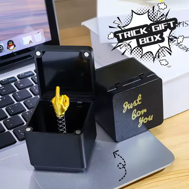 Christmas Interesting Prank Gift Middle Finger in Box Christmas Box Funny Creative Gifts Office Desk Decoration Home Decoration