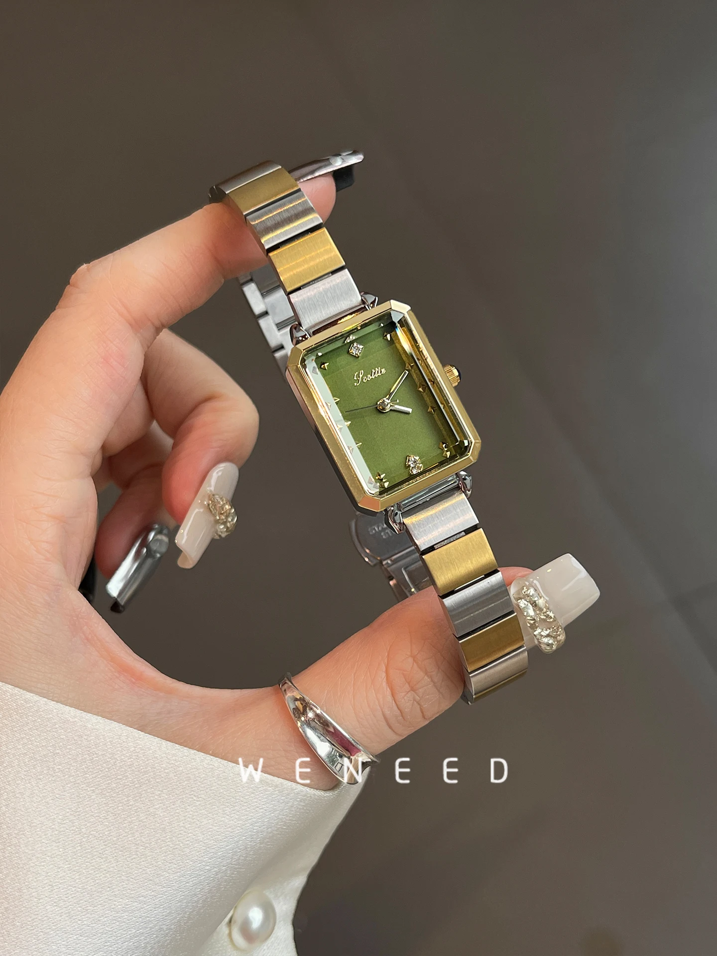 

SugarCubeGreen Watch2025New Light Luxury Women's Fashion High-end Temperament Women's Watch Gift Elegant women's watches