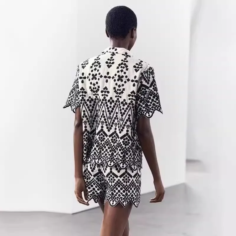 Faionable ricamato colore Blo irt e orts Set abbigliamento donna 2024 nuovo arrivo vestibilità ampia ort Sve colletto quadrato