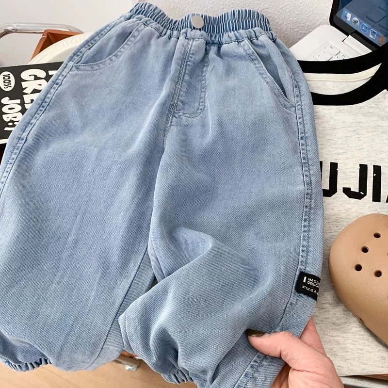 

Джинсовые брюки для мальчиков с защитой от комаров, тонкие повседневные брюки, летние новые модные детские легкие джинсы с манжетами, имитирующие шелк