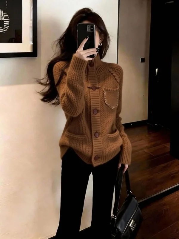 

Retro Style Loose Fit Warm Brown Sweater Women's Spring Cardigan Knitted Long Sleeve Comfortable Soft Polyester Fiber