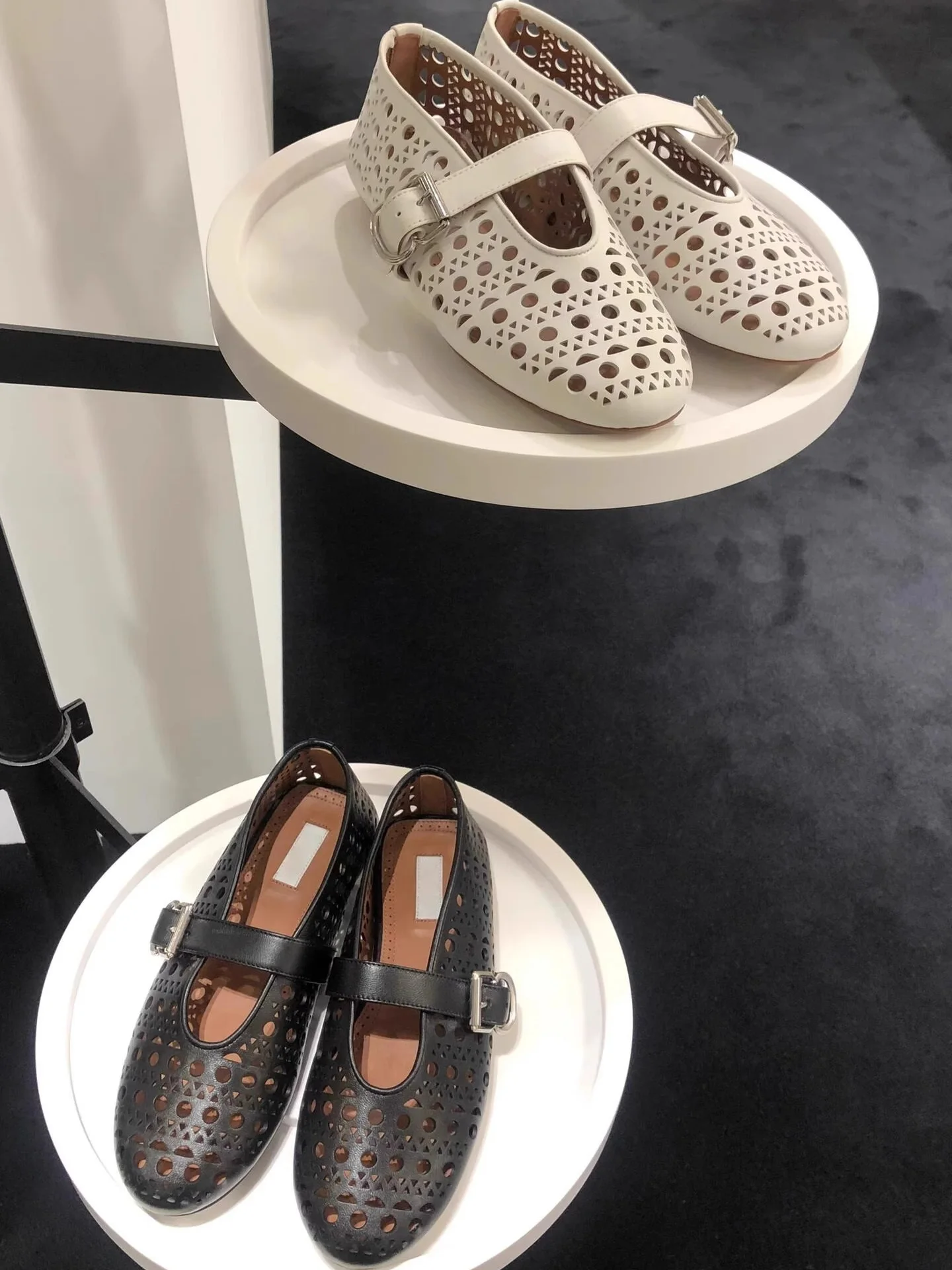 

Leather Ballet Flats Hollow out Mary Jane Single oes Casual Sle round Head Flat Bot Women's Sandals Faionable Flats