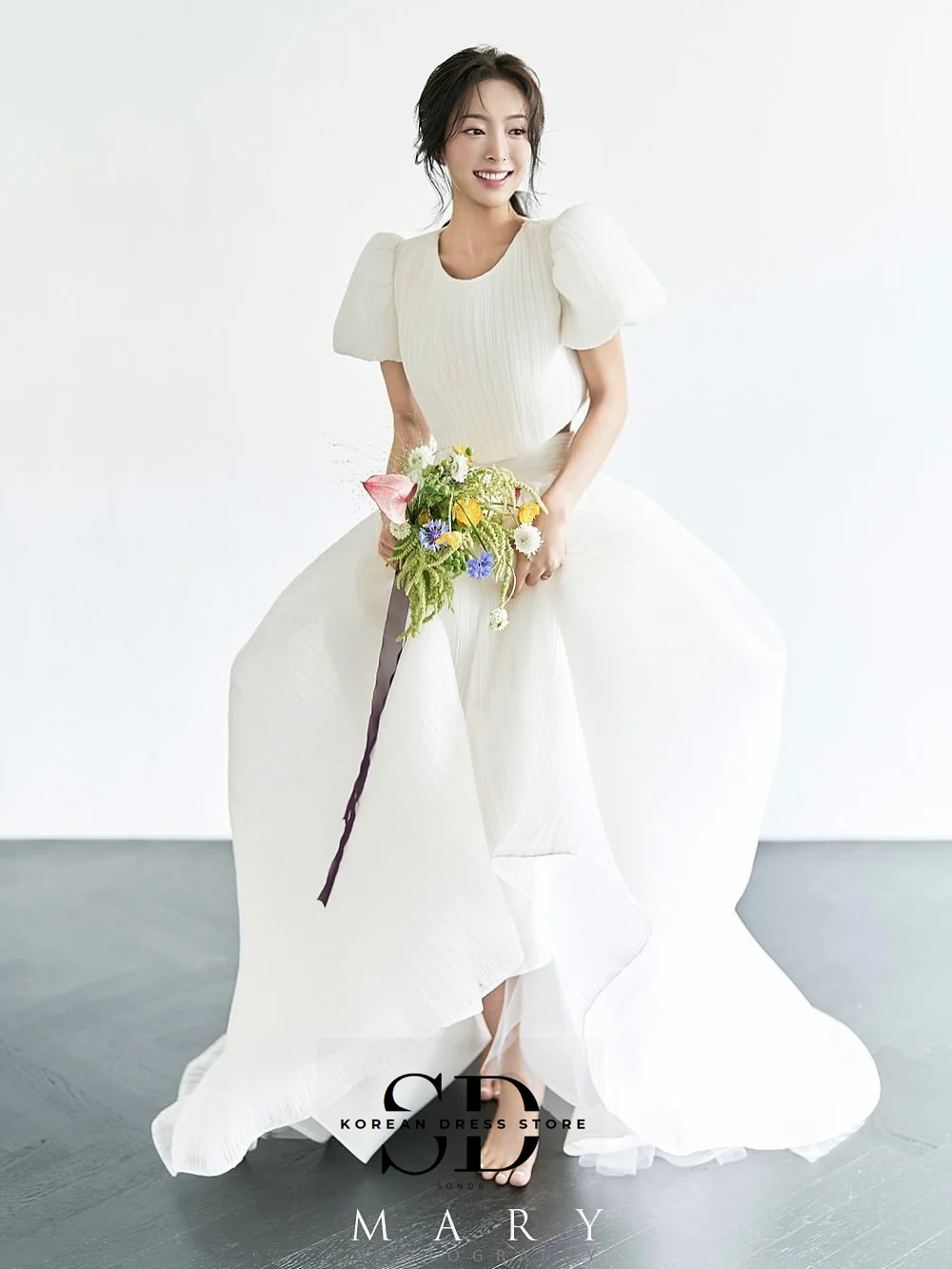 Sondr O-Neck Short Sleeves Korean Wedding Dresses 2 Pieces A Line Bridal Gown Customized Self- Wedding Dress Photo Shoot