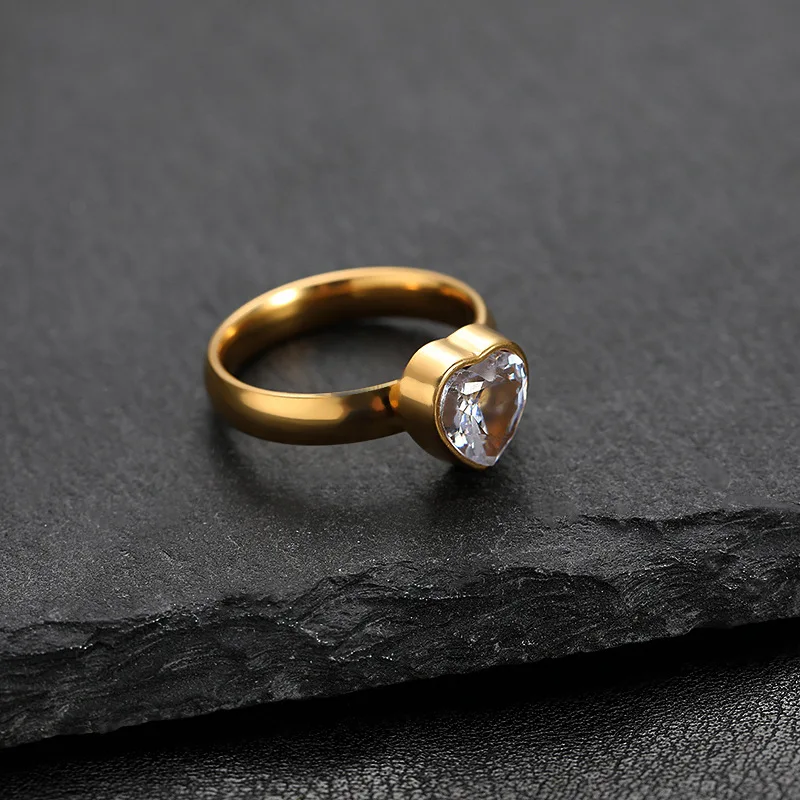 Women\'s Heart Shaped Crystal Zircon Stainless Steel Ring Fashion Customization Name Date Gold Wedding Jewelry Couple Gift