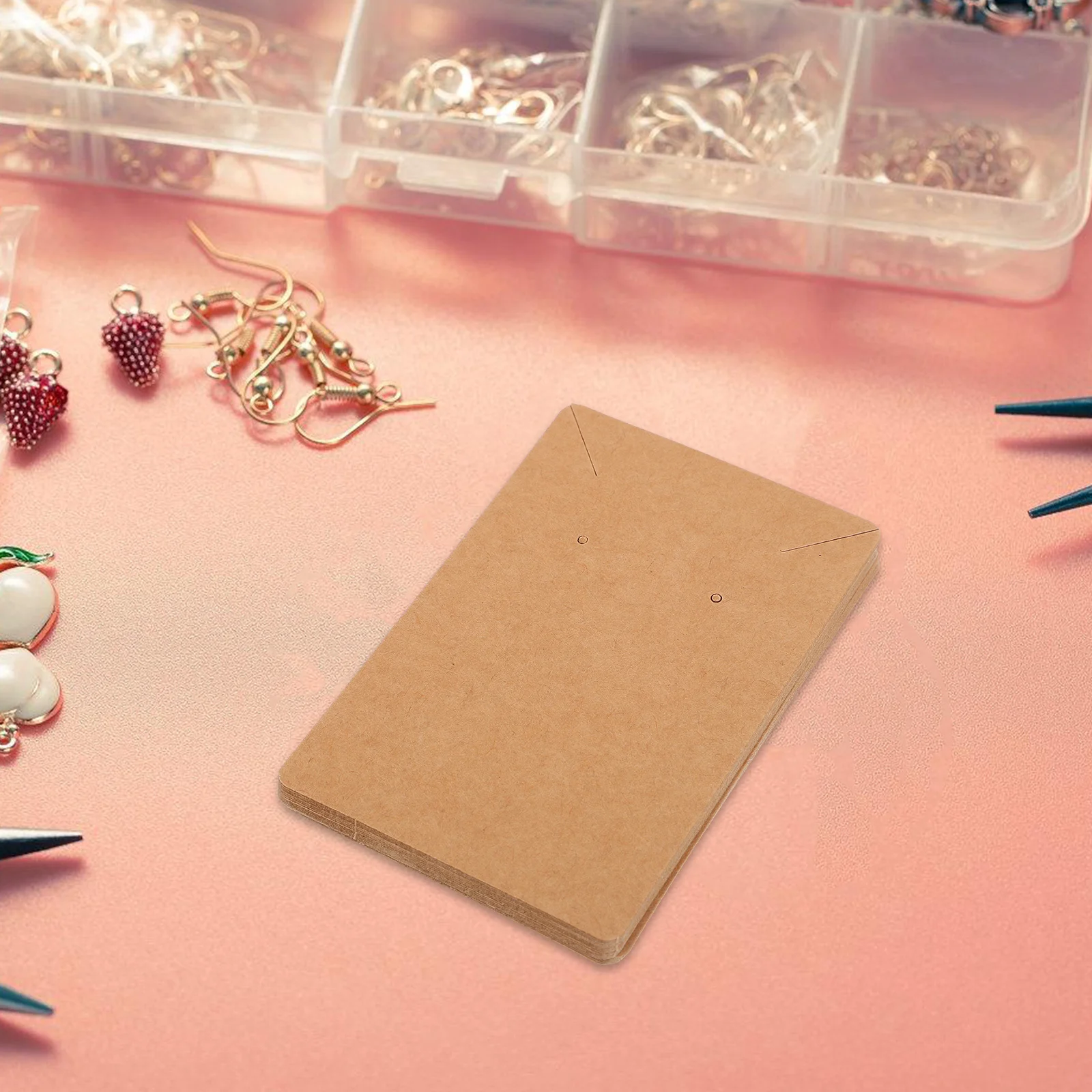 50 قطعة من بطاقات القرط الورقية من ورق الكرافت لعرض المجوهرات وبطاقات تخزين التعبئة والتغليف للأقراط والقلائد والعروض التجارية الحرفية #1
