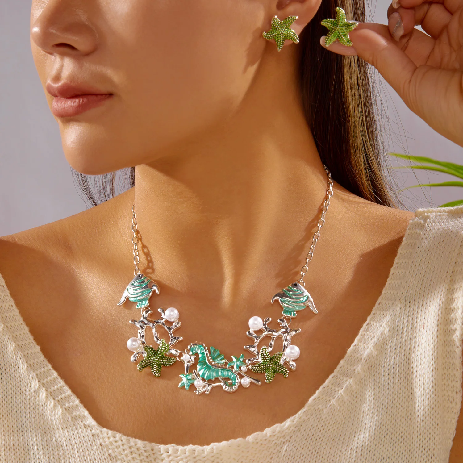 Einzigartiges Design Sternmuschel-Korallen-Kettenhalskette für Frauen Luxuriöse Imitationsperlen-Seestern-Halsketten Ästhetischer Partyschmuck – Detail 1