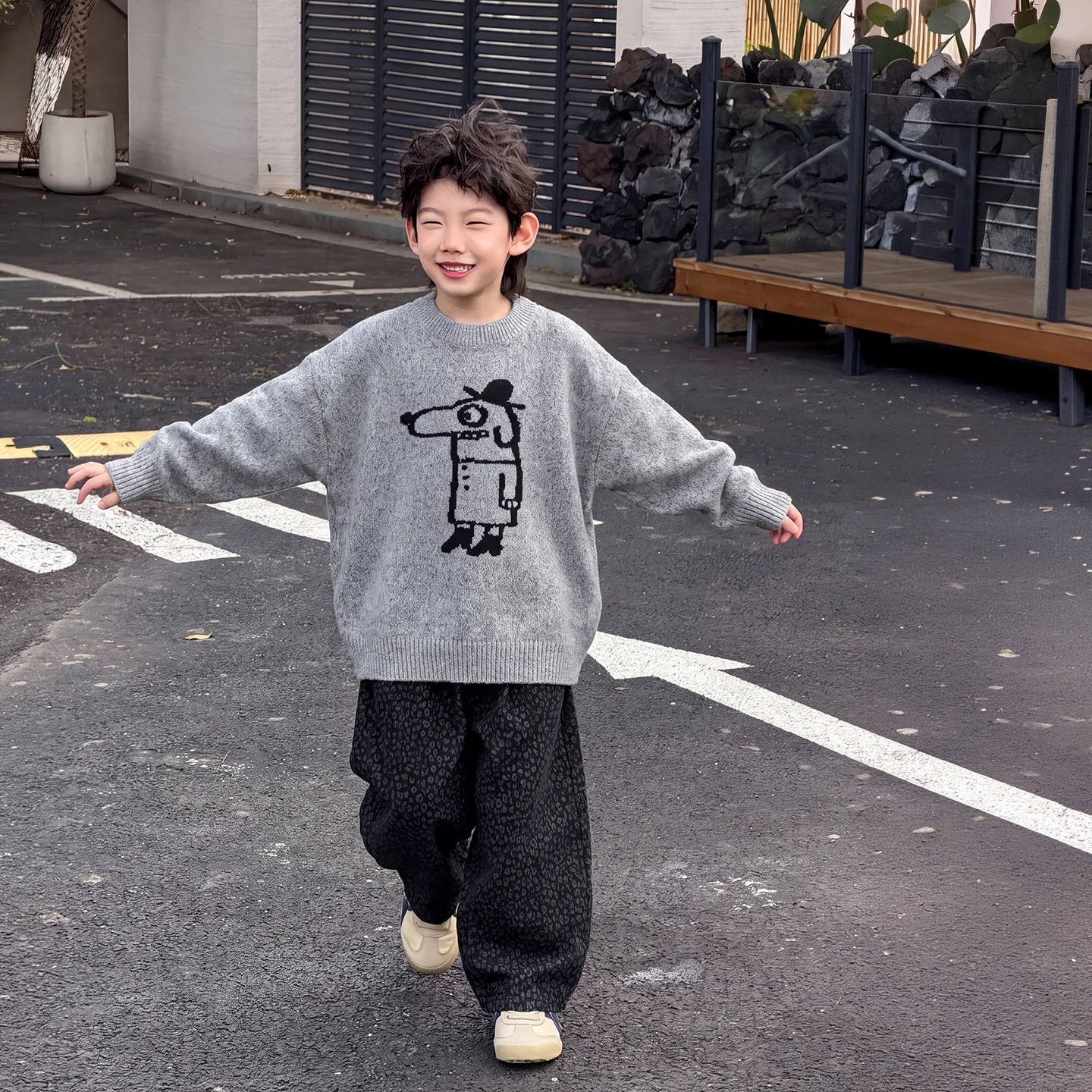 Children Clothes Boys Sweater Autumn 2026 New Korean Style Simple Trendy Cartoon Printed Boys Simple Casual Sweater Top