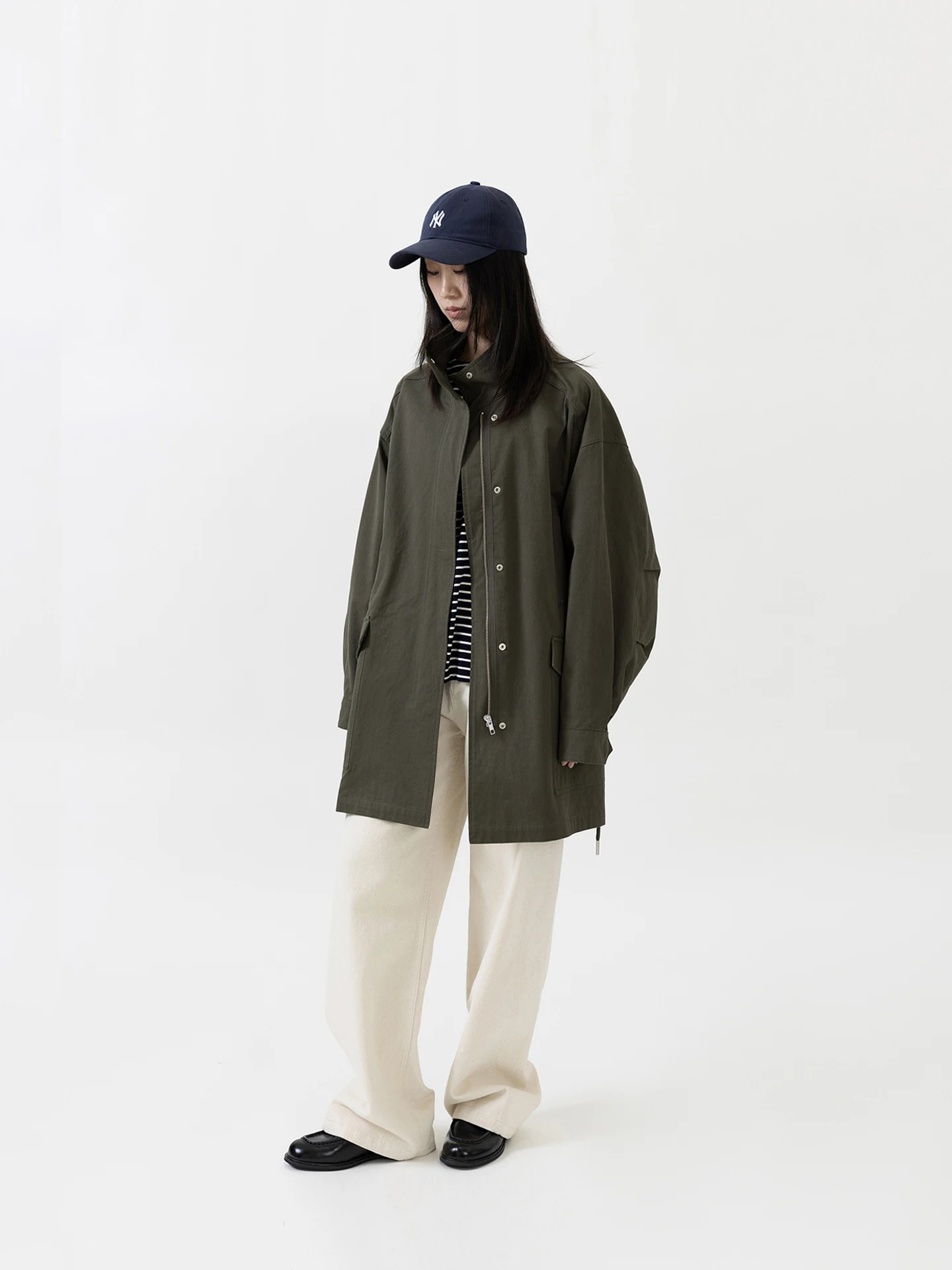 

Женская ветровка из смесового хлопка с капюшоном, новая весенняя модель, с плиссированными вставками на плечах, длинными рукавами, на молнии, повседневная верхняя одежда