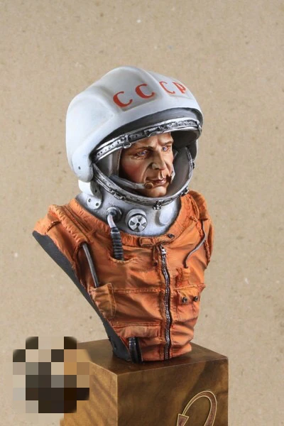 Kit de montaje de figura de resina fundida a presión, juguete de bricolaje, busto de astronauta, sin pintar, 1/9