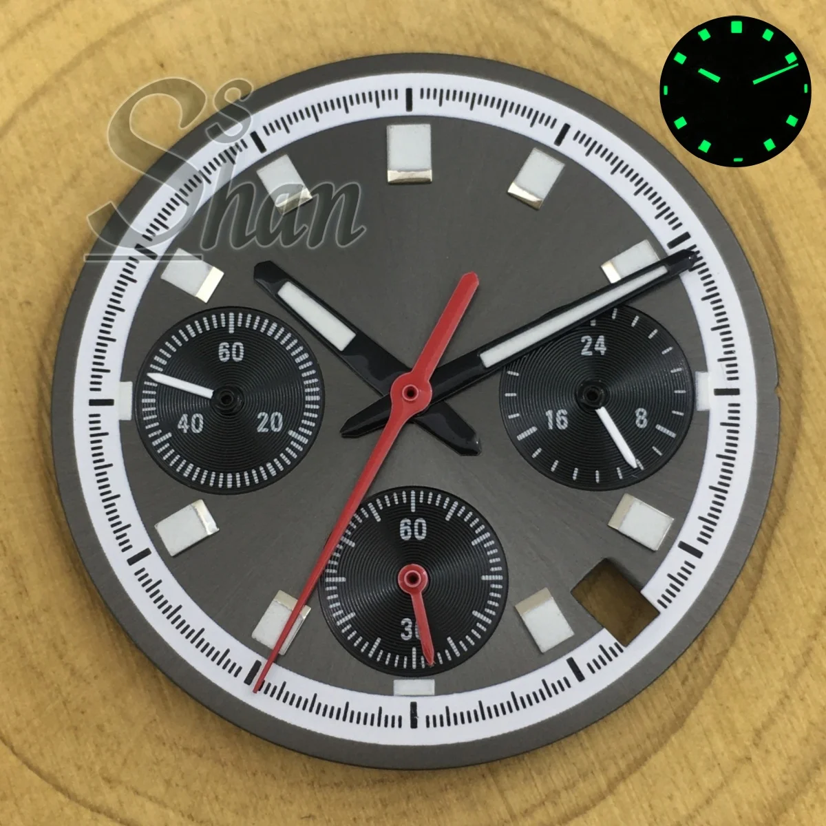 

30mm VK63 quartz panda dial is equipped with a luminous 6-hand component suitable for components of VK63 quartz movement watches