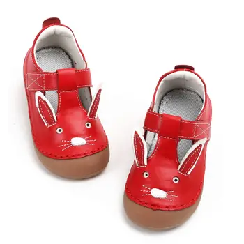 Nieuwe Zomer Baby Meisjes Schoenen Echt Leer Hartvormige Babyschoenen Handgemaakte Peuter Schoenen Zachte Zool Prinses T-gebonden