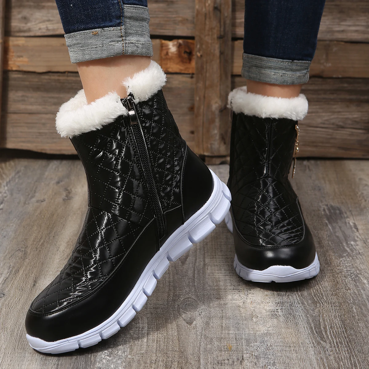 Women\'s Thick waterproof down snow boots Fashion warm plush Metal Decoration winter boots Non-slip PU Leather zipper Ankle Boots