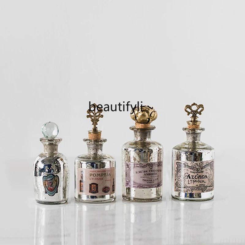 European and American Style Light Luxury Decorations French Complex Classical Window Display Perfume Bottle Furnishings