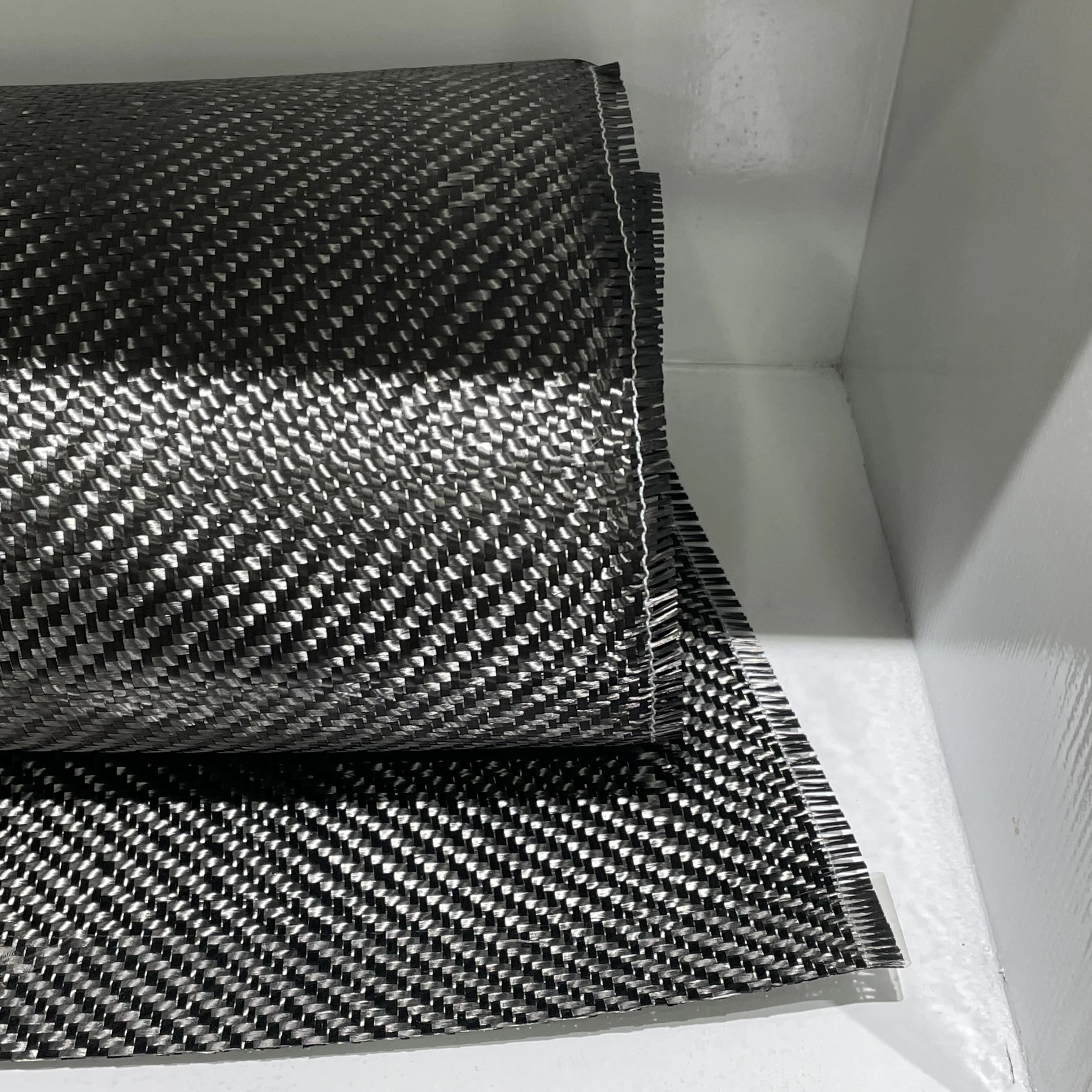 Tela de Fibra de Carbono Tejida de Alta Relación Calidad-Precio, Directo de Fábrica, Tela Ligera y Duradera para Automóviles, Producto Industrial por Lotes