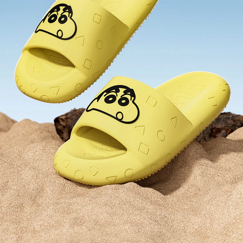 Crayon Boy Shin C-Chan EVA Cartoon Slippers Cute Beach Shoes with A Platform Soles Non-slip Indoors Home Holiday Gifts Couples