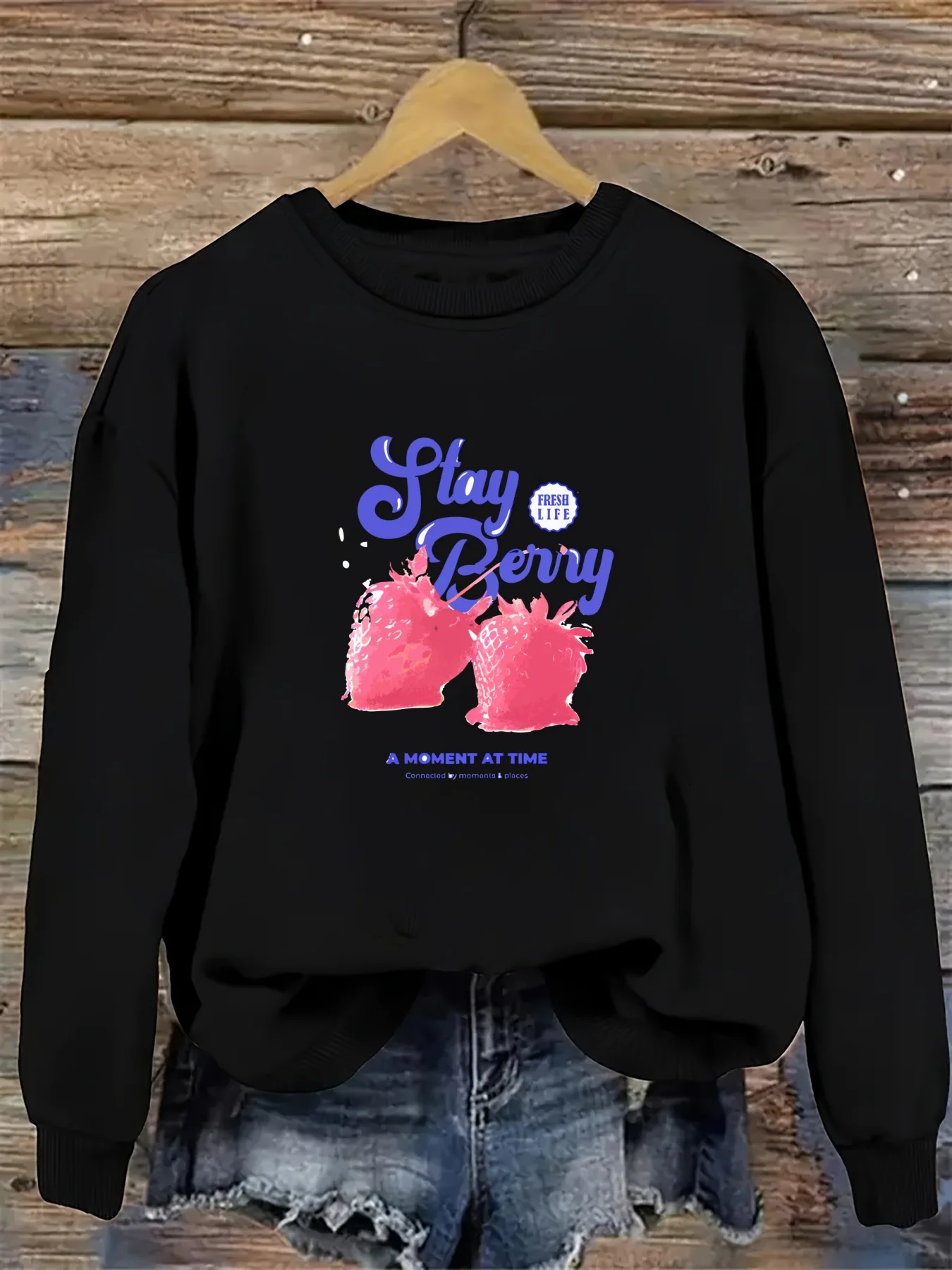 

Strawberry Graphic Printing Autumn and Winter Cotton Men's and Women's Sweatshirts Outdoor Sports Leisure Fashion Trend