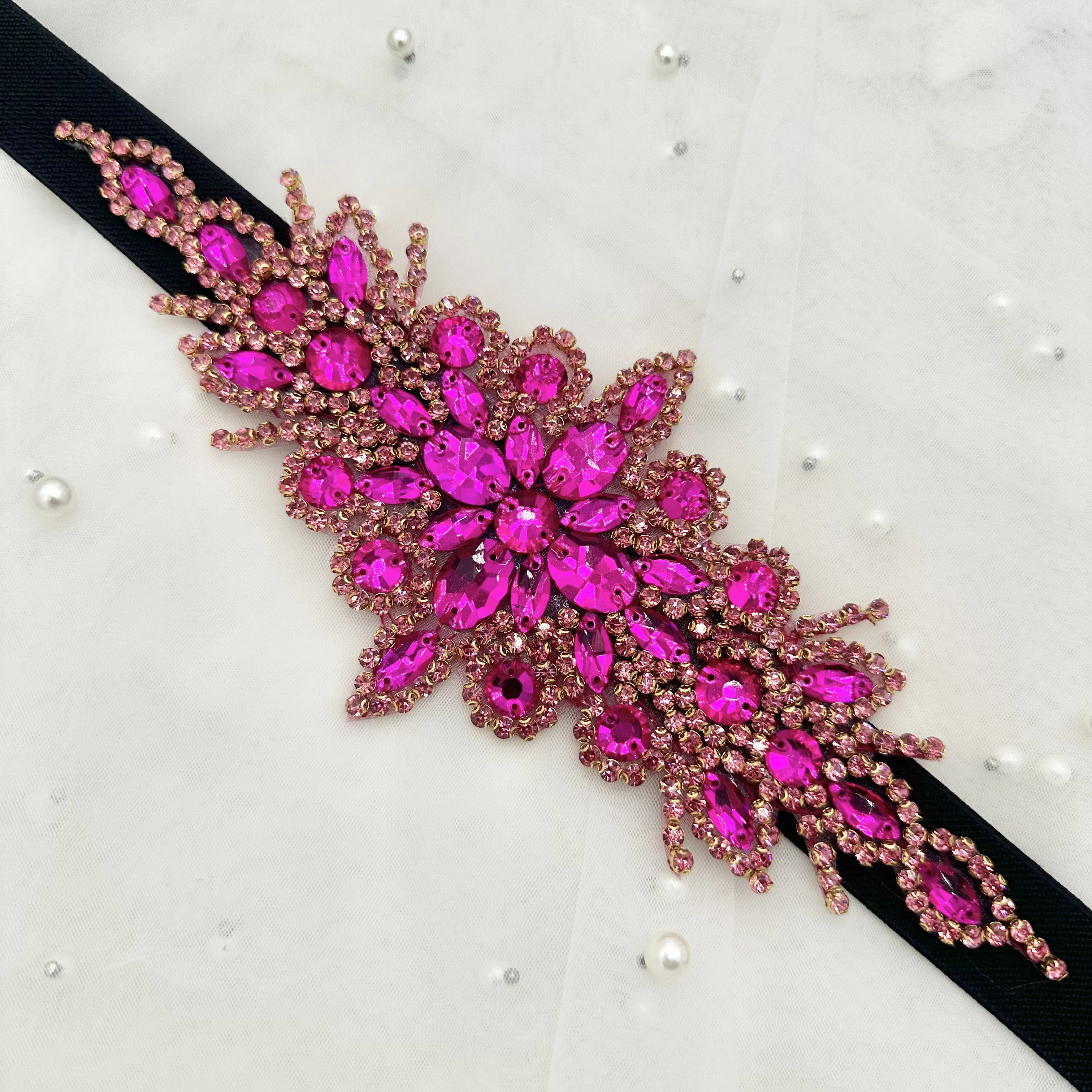 Rose Red Glass HAND-Stitched Diamond Patch DIY ลูกปัดกาวชุดสตรีเข็มขัดแต่งงานชุดปาร์ตี้