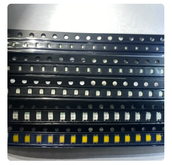 100pcs=5colors X 20pcs LED Diode Kit White / Blue / Yellow 5050 5730 3528 1206 0805 0603 Green/ RED / LED Diode Assortment SMD 