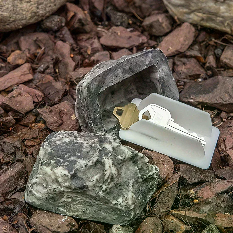 Resin Stone Key Box, Fake Rock Simulated Stone Key Box, Hidden Key Outdoor Waterproof Key Hidden Safe Storage Lock Box Lock Box