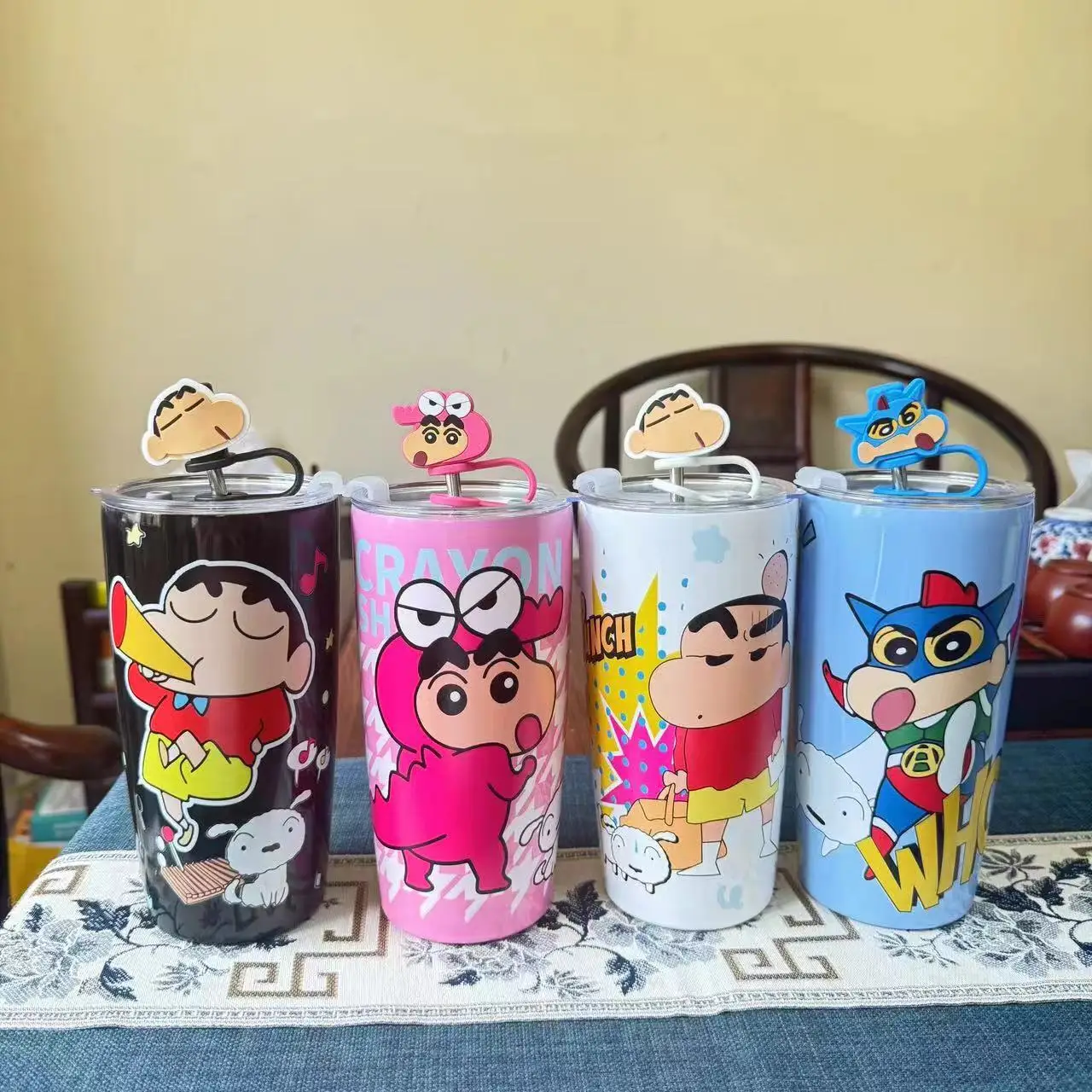 

Anime 600Ml Crayon Shin-Chan Thermos Cup Cartoon Desktop Straw Cup Large Capacity Net Red High Appearance Level Water Cup