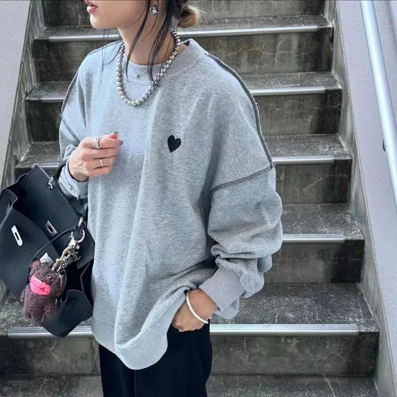 루즈핏 롱 스웨트셔츠 여성용 라운드 넥 하트 자수 어깨 드롭 디자인 한국 스타일 편안한 핏 스트리트웨어