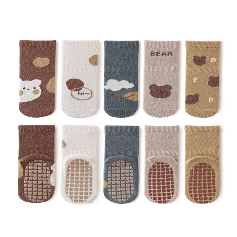 Chaussettes néonatales de dessin animé pour bébé, chaussettes de marche pour bébé, silicone, non ald, sol, classe A, printemps, nouveau produit, 2023