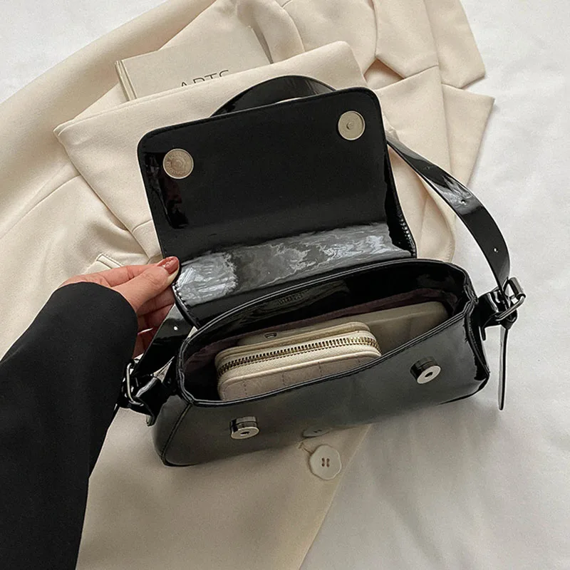 Glossy PU Texture Shoulder Bag 2024 Summer New Trendy Simple High Quality Messenger Bag Solid Color Commuter Small Square Bag