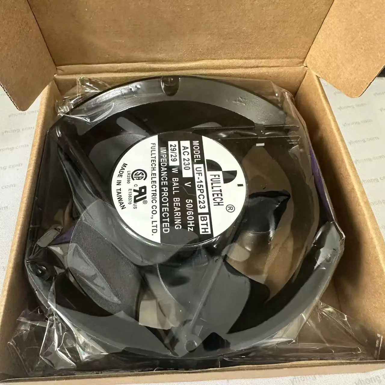 FULLTECH UF-15PC23 BTH AC 230V 29W 172x150x51 Server Cooling Fan