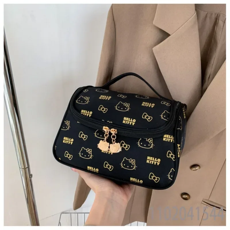 

Sanrio Hello Kitty Makeup Bag for Women Girl Storage Luxury Designer Pouch Cosmetic Organizer Red Pink Purse Top Quality