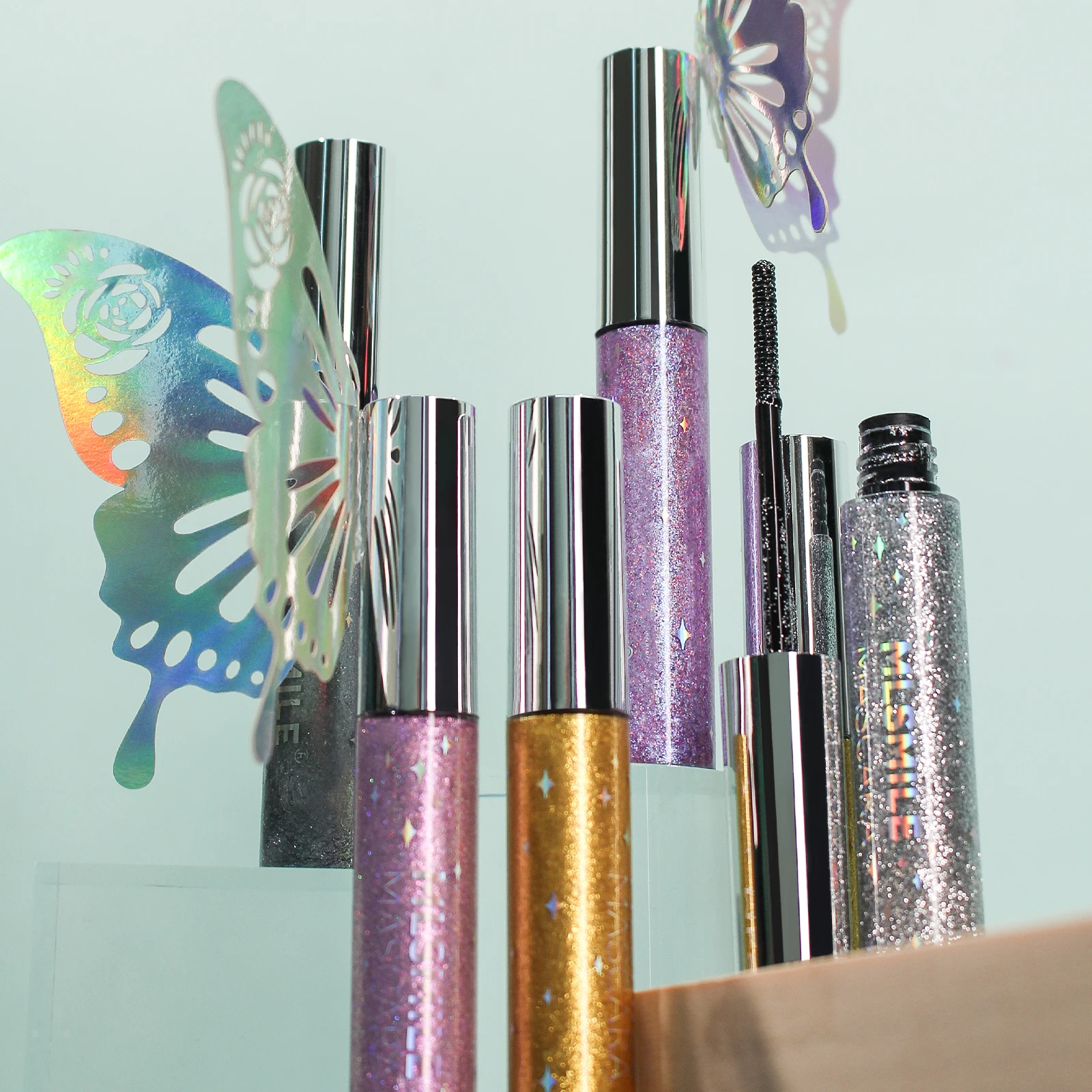 MLSMILE Mascara nacré à paillettes – Maquillage de Noël imperméable et anti-taches avec pinceau en spirale pour cils fins et scintillants