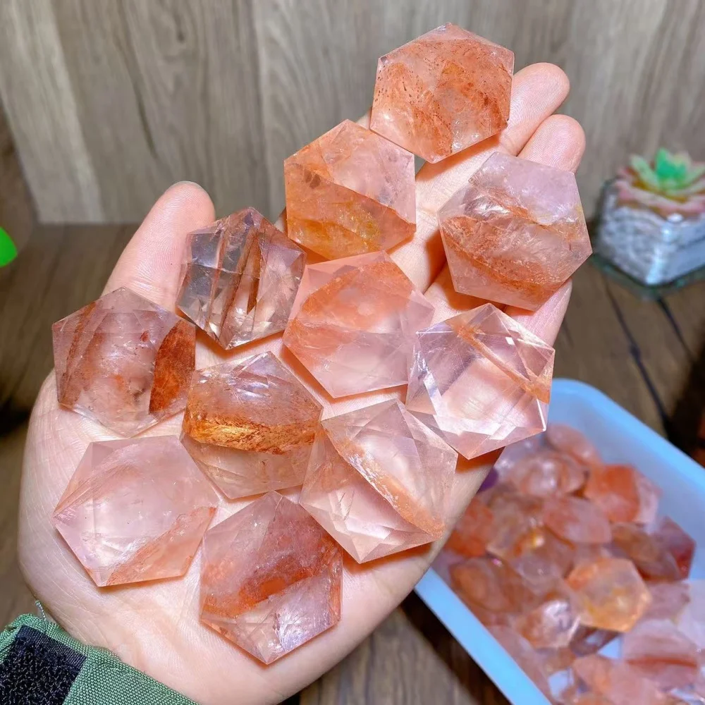 Random1Pcs High Quality Natural Fire Quartz Hexagram Necklace DIY David Star Pendant Reiki Healing Crystal Stone Jewelry Gifts