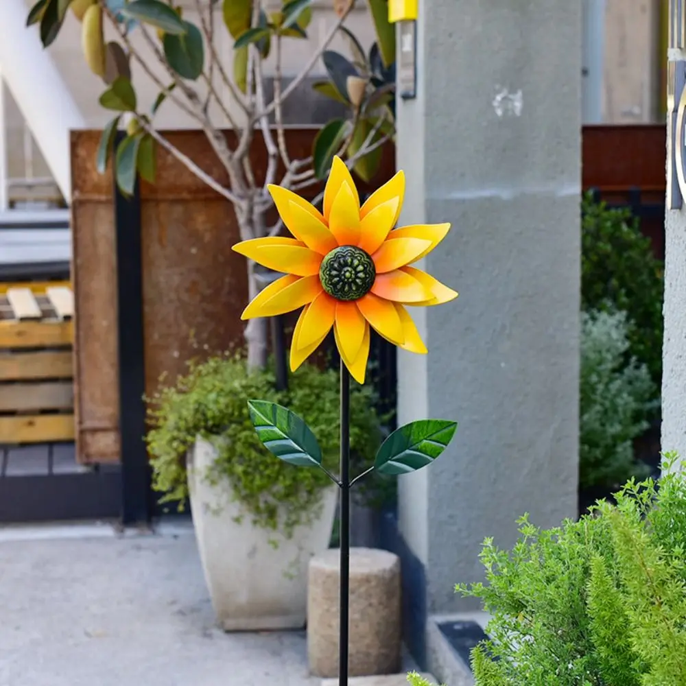 

Crafts Rotating Garden Windmill Spinner Metal Simulation Gardening Plug Creative Wind Rotator Yard