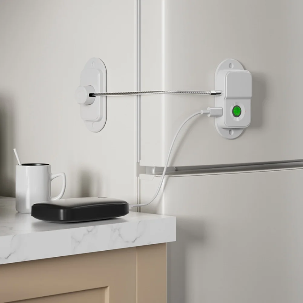 قفل أمان للأطفال قفل أمان للأطفال 255*78 مللي متر قفل ببصمة الإصبع 20 سعة بصمة 255x78 مللي متر حجم مادة ABS