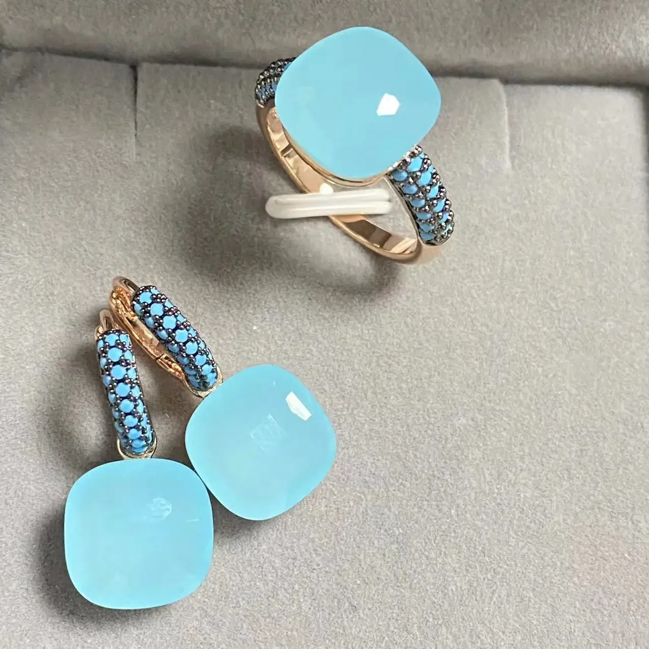 

2Pcs/Set 12.6mm Flat Jewelry Set Ring Earrings Inlay Turquoise Zircon With Black Gun Plated Candy Crystal Jewelry Set