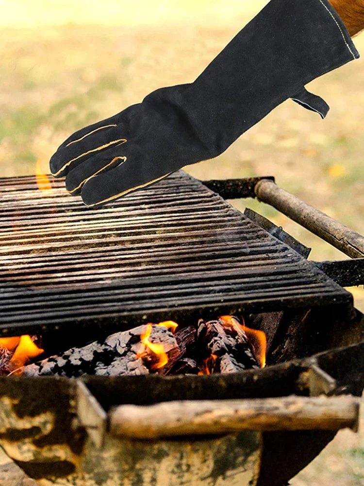 

Экстремальные огнестойкие и термостойкие перчатки, кожаные с кевларной строчкой, идеально подходят для камина, печи, духовки, гриля, сварки.