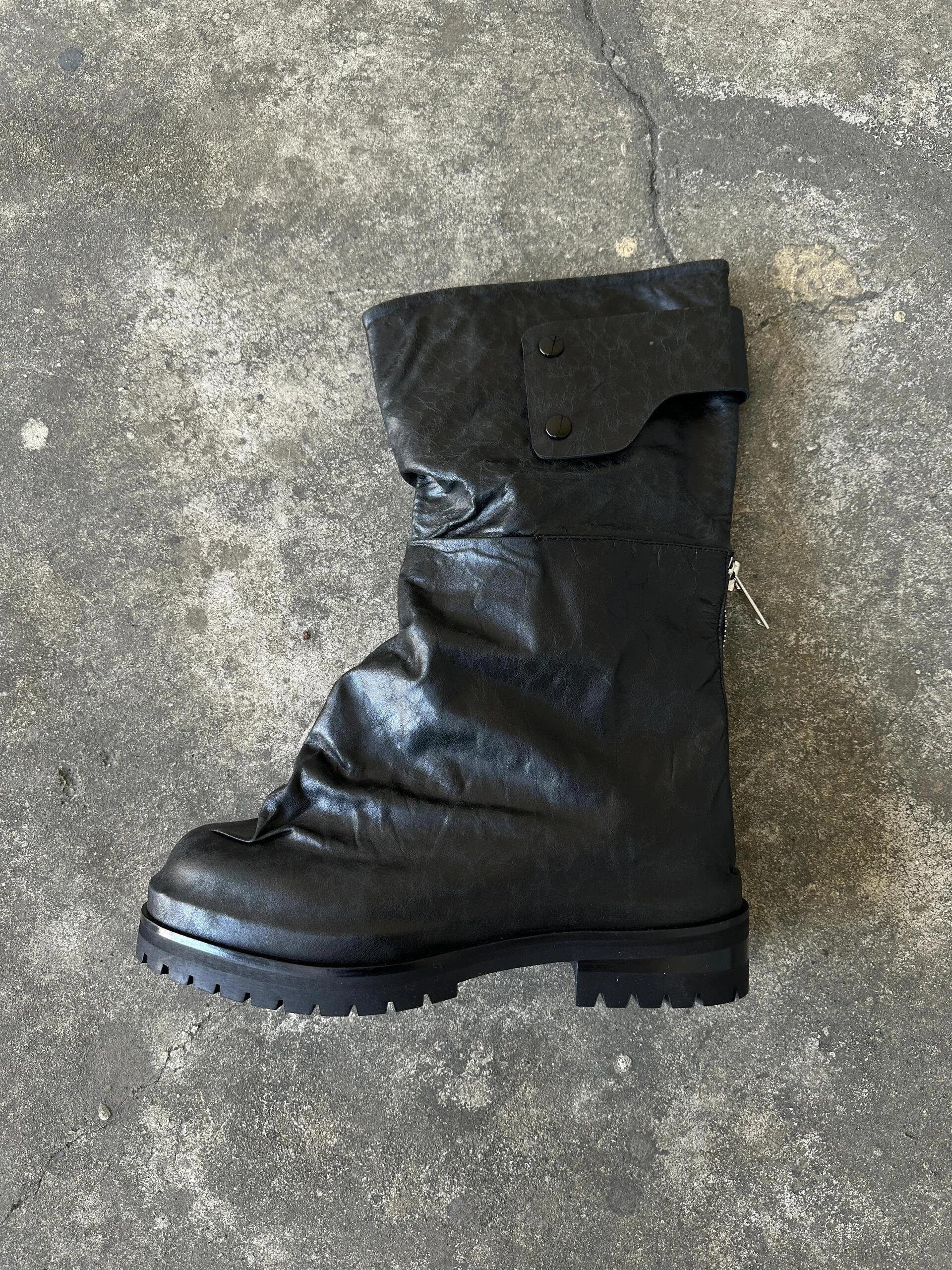 

Retro Distressed Tall Knight Boots Dark Folded Loose Mid-Calf Chelsea Boots 424 Men Knight Boots Leather Splicing European Style