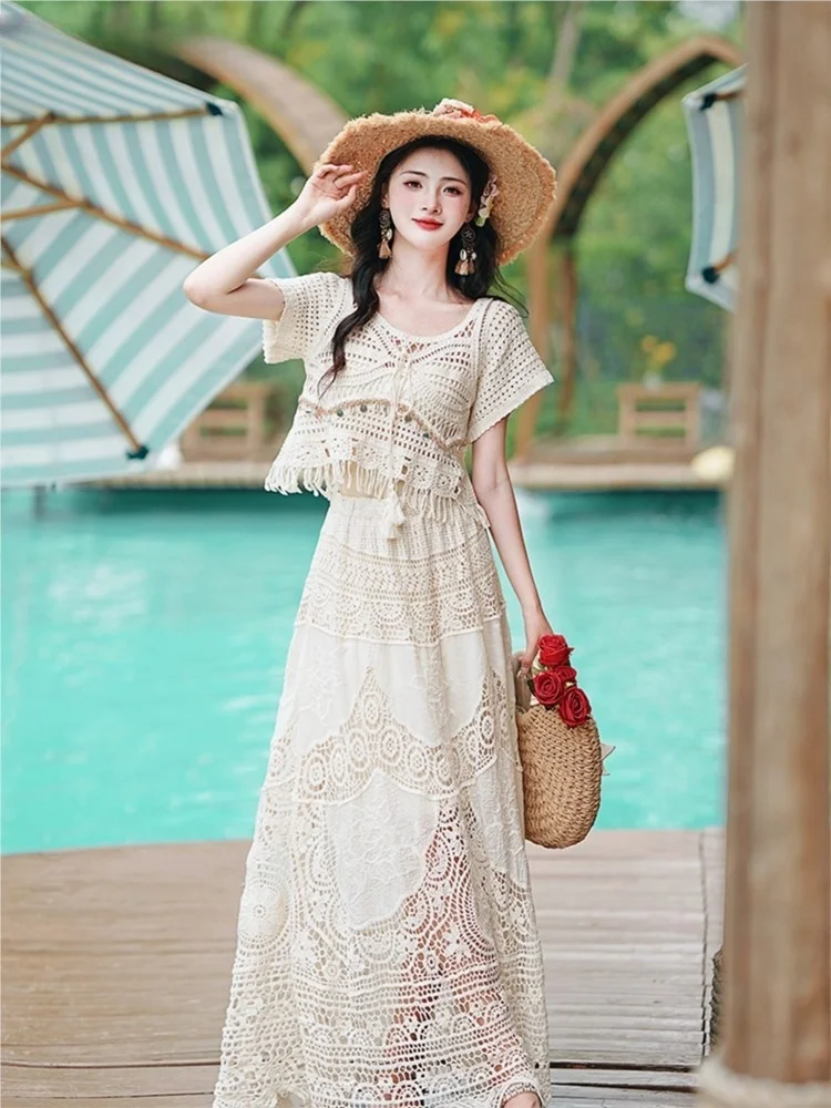 

Vacation-style hook-patterned top loose skirt and two-piece set