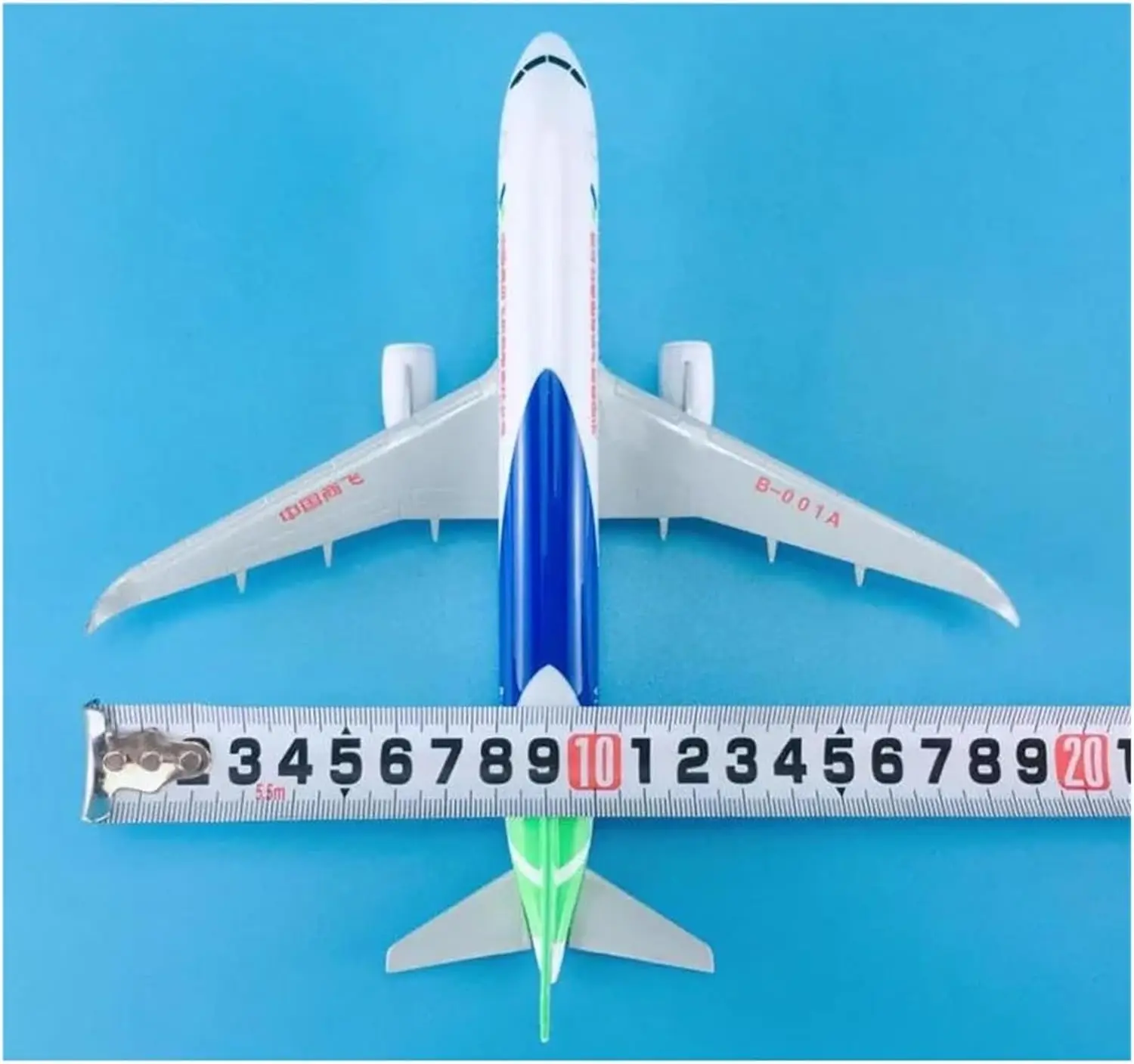 Static Aircraft Model 20cm 1:200 for Comac C919 Plane Model Zinc Alloy Scale Aircraft Model Meeting Room Decoration Party Gifts