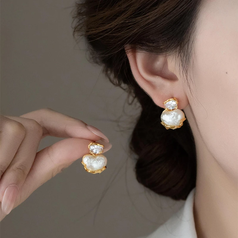 2025New European American Fashion Zircon 18K Gold-plated Trendy Women's Earrings Suitable for Wedding Party Gifts