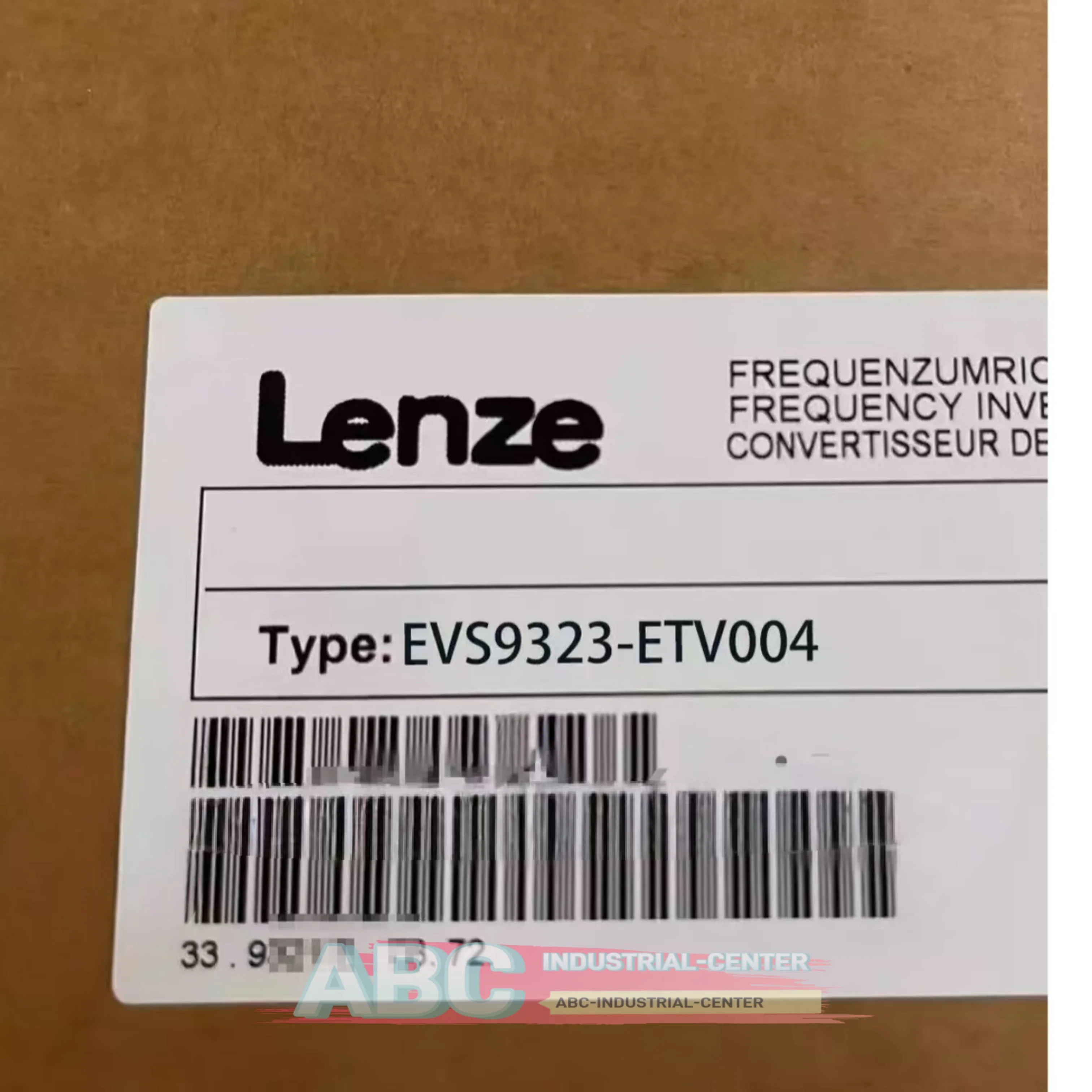 EVF9323-CVV003 nuovissimo convertitore di frequenza EVF9323-EVV100