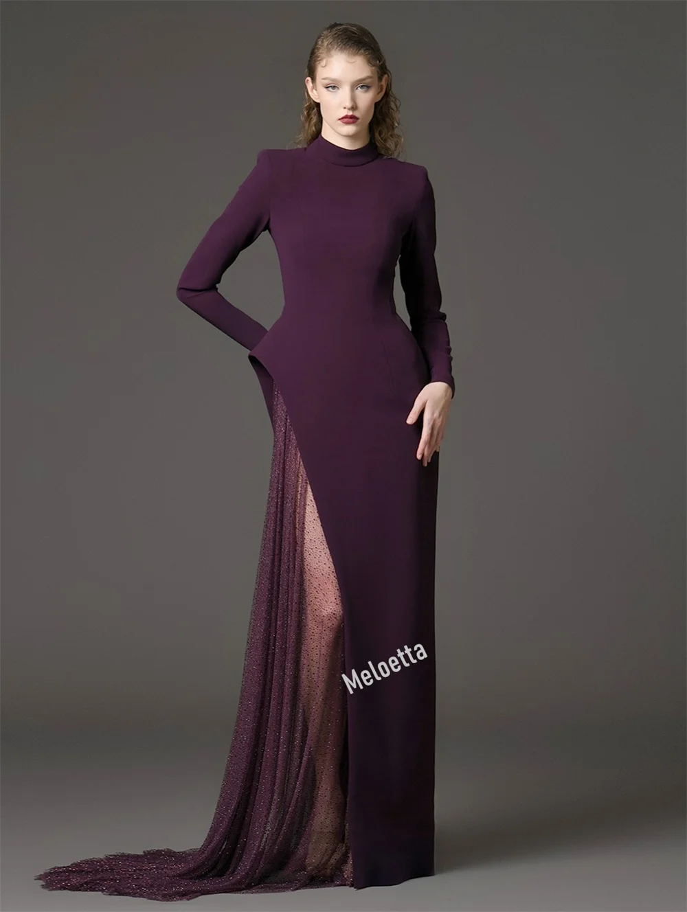 Op maat gemaakte jersey glitterplooi hoge kraag asymmetrische lange jurken op maat gemaakte gelegenheid luxe avondjurk mode feestjurk